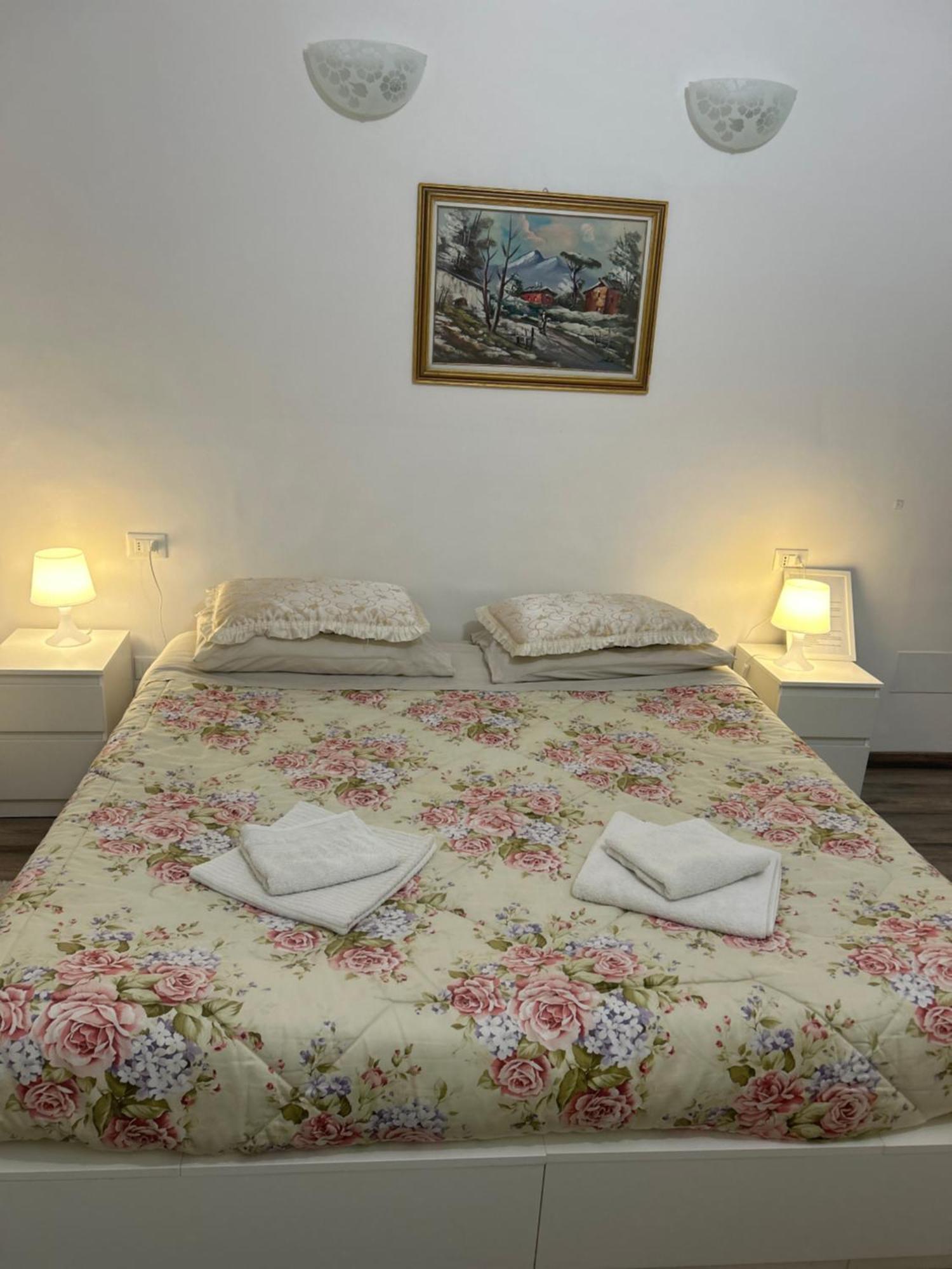 מלון אנקונה Casa Viorica מראה חיצוני תמונה
